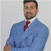 Ingegnere Meccanico, con esperienza come tutor universitario di Fisica Generale I e II, impartisce lezioni di fisica e matematica